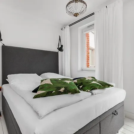 Happy Tartaczna Iii *